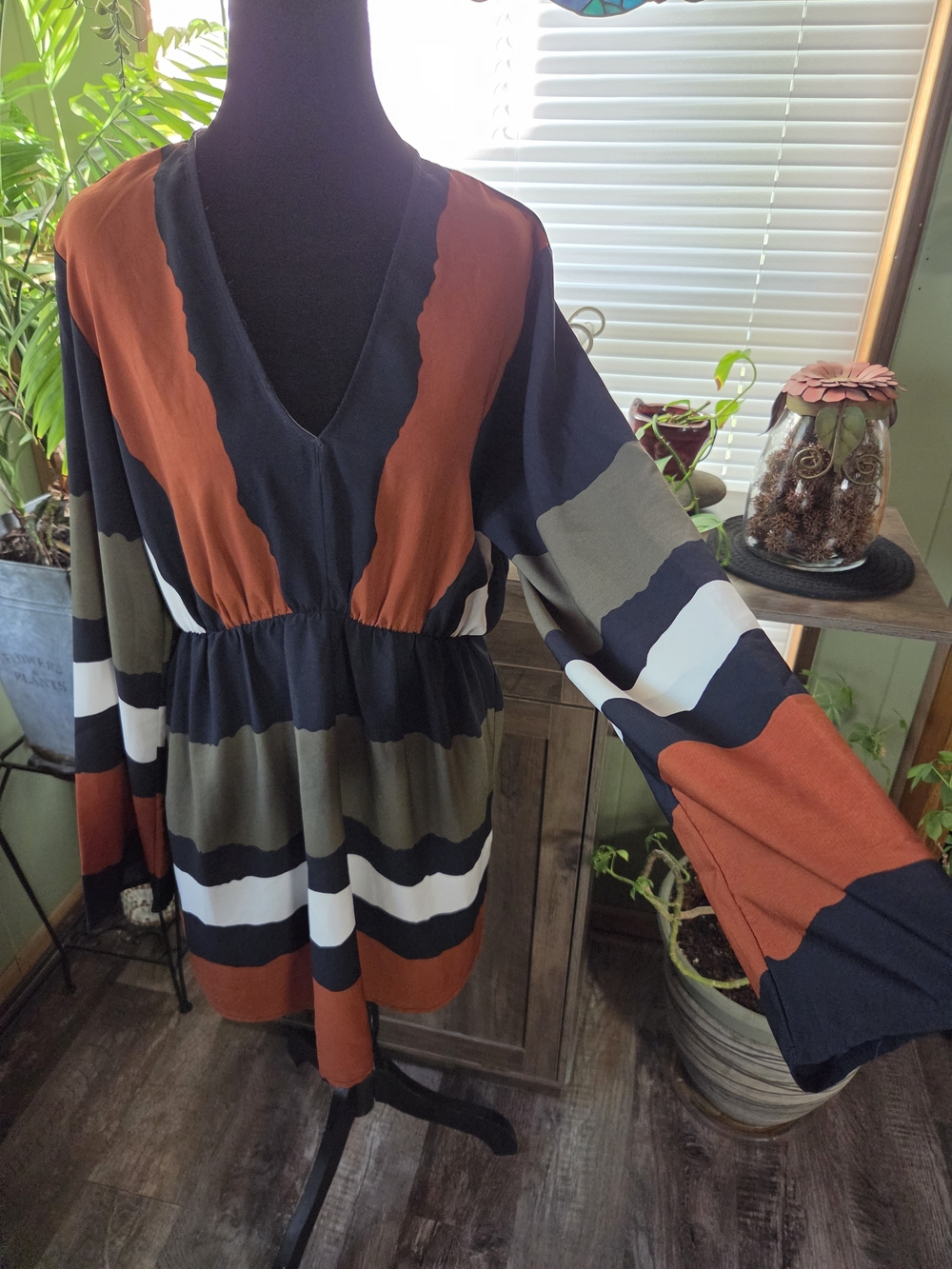 Renee C Colorblock Long Sleeve Mini Dress Made In USA Size L - Picture 2 of 7